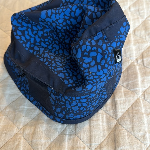 Kids hat - Picture 2 of 5